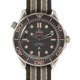 関税負担なし スイス製 シーマスター ダイバー300M 007エディション 210.92.42.20.01.001 メンズ TI/ナイロン 腕時計 自動巻き ブラウン文字盤 Aランク 正規新品未開封 銀蔵