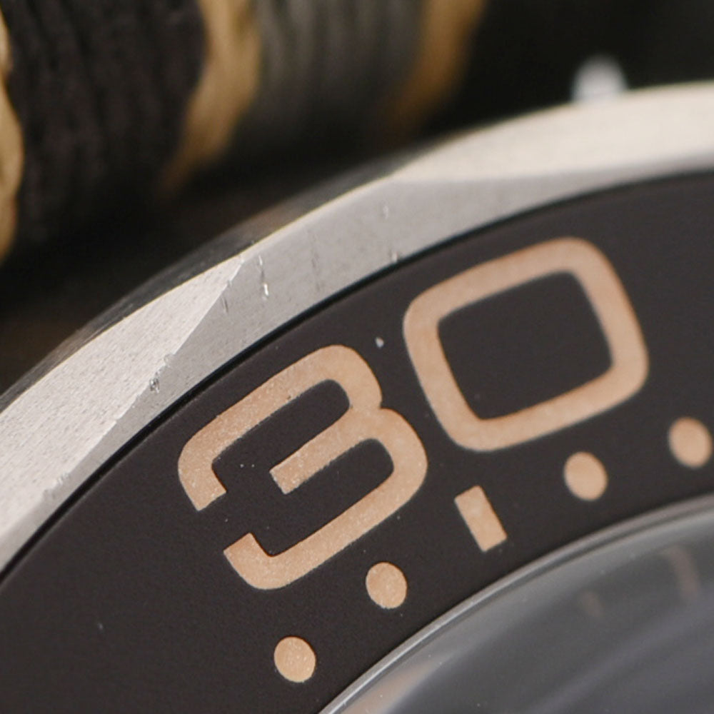 関税負担なし スイス製 シーマスター ダイバー300M 007エディショ﻿ン 210.92.42.20.01.001 メンズ TI/ナイロン 腕時計 自動巻き ブラウン文字盤 Aランク 正規新品未開封 銀蔵