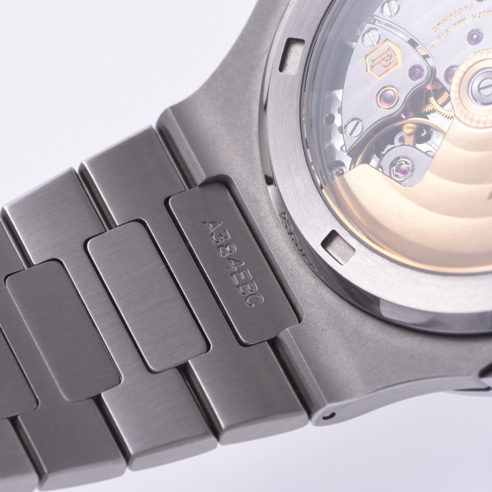 関税負担なし スイス製 高級 · 5711/1A-010 メンズ SS 腕時計 自動巻き ブラックブルー文字盤 Aランク 正規新品未開封 銀蔵