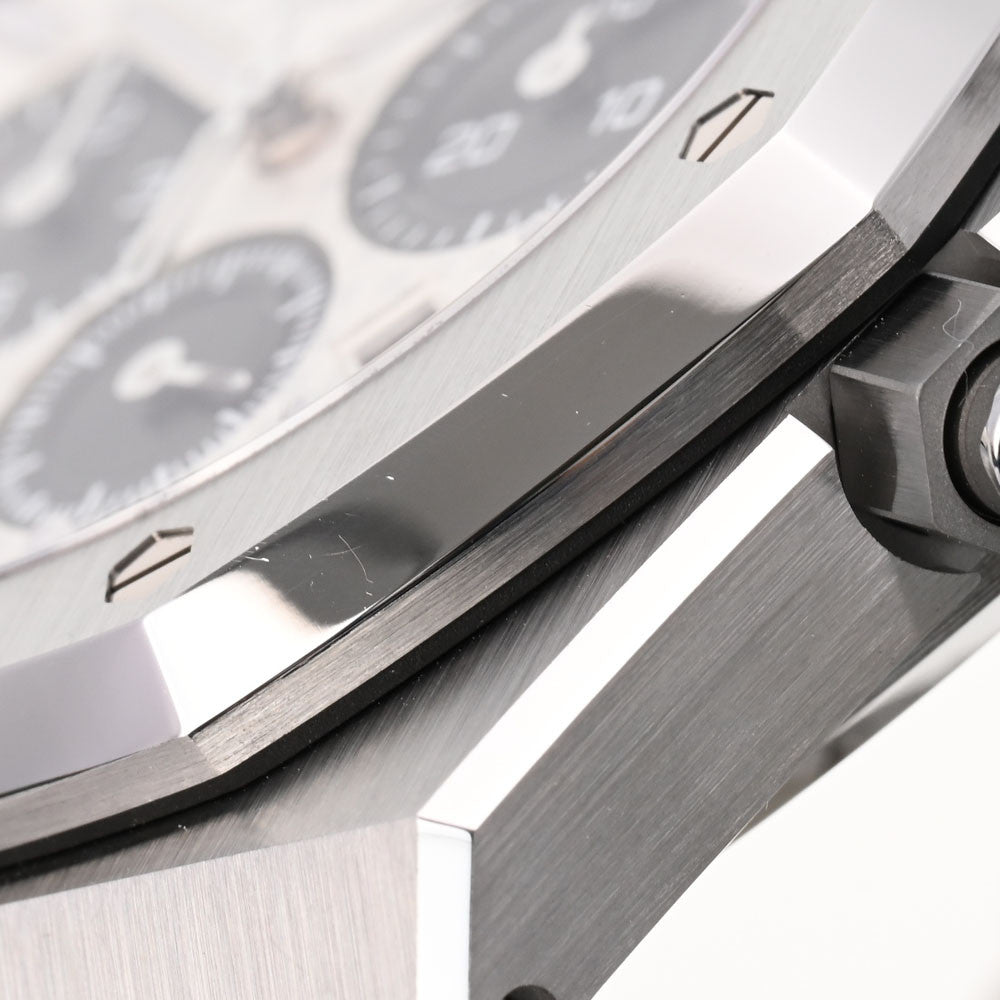 関税負担なし スイス製 高級 · クロノグラフ 26331ST.OO.1220ST.03 メンズ SS 腕時計 自動巻き シルバー/ブラック文字盤 Aランク 正規新品未開封 銀蔵